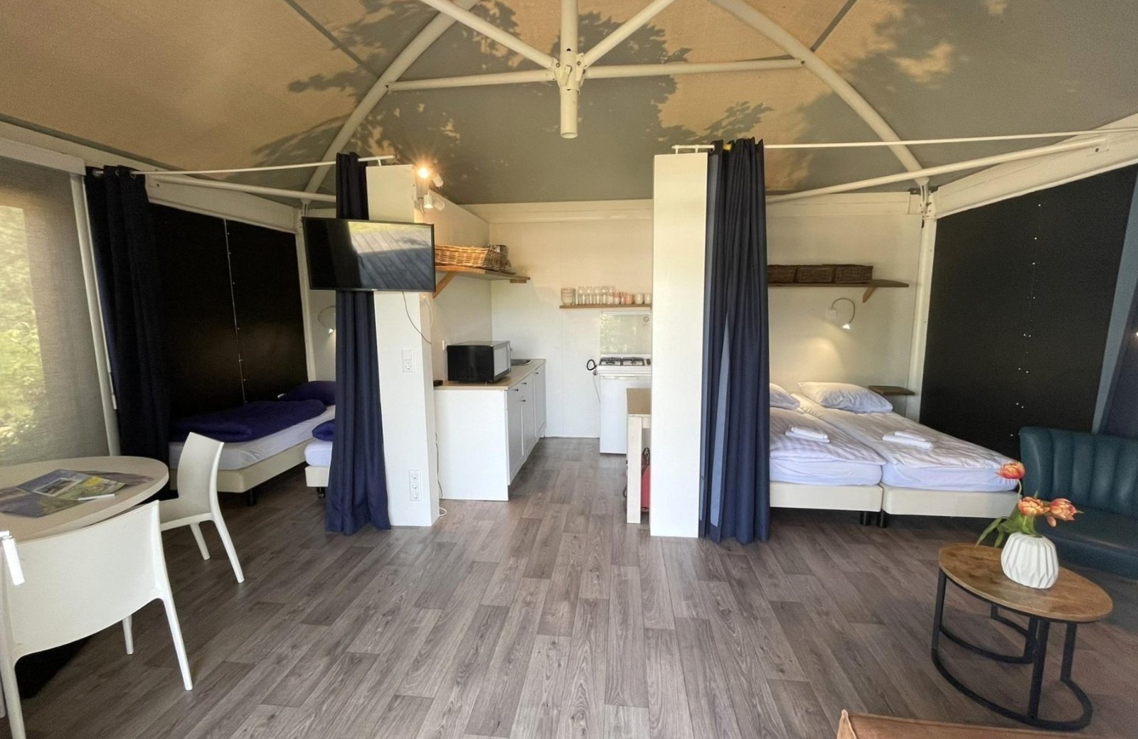 Safaritent strand49 687a074af16e2