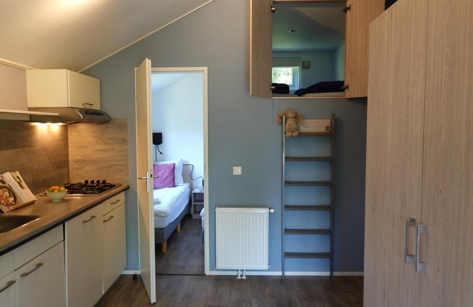 Strand49 strandlodge keuken doorkijkje